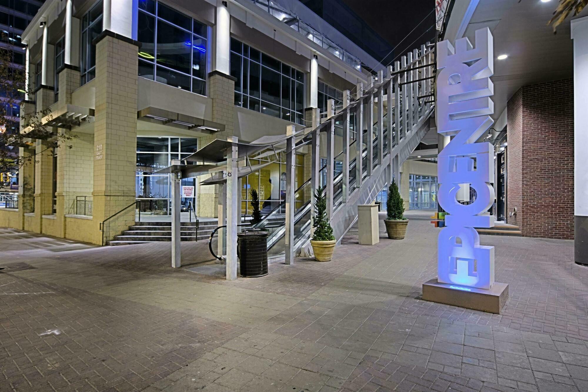 Aloft Charlotte City Center Extérieur photo